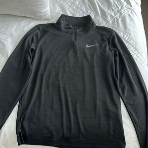 LIKE NEW! Nike Men’s Dri Fit Quarterzip